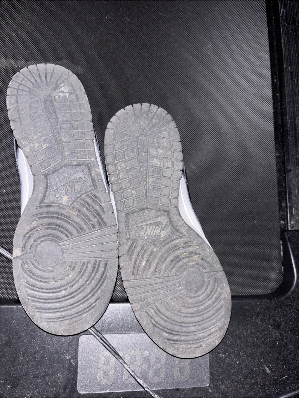Nike Men’s Black and White Low-Top Sneakers — Classic Two-Tone - Picture 2 of 2